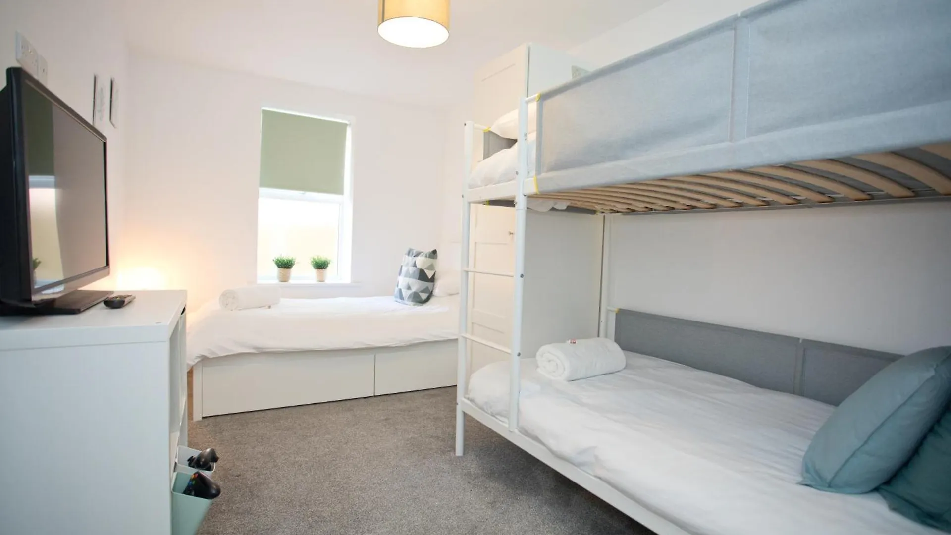 Sea Air - 2 Bedrooms - Parking - Mins To Beach Bournemouth